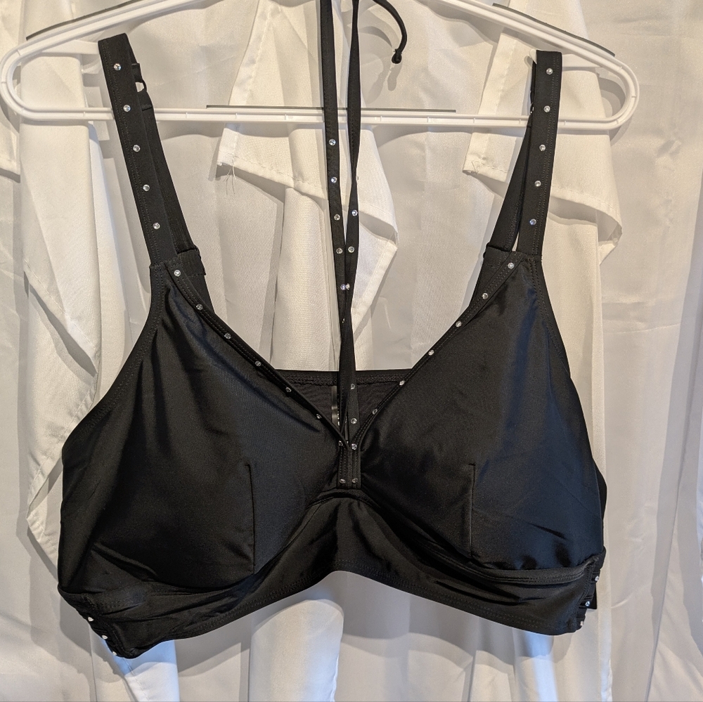 B7 Torrid Wire Free Bra Size 3 NWT